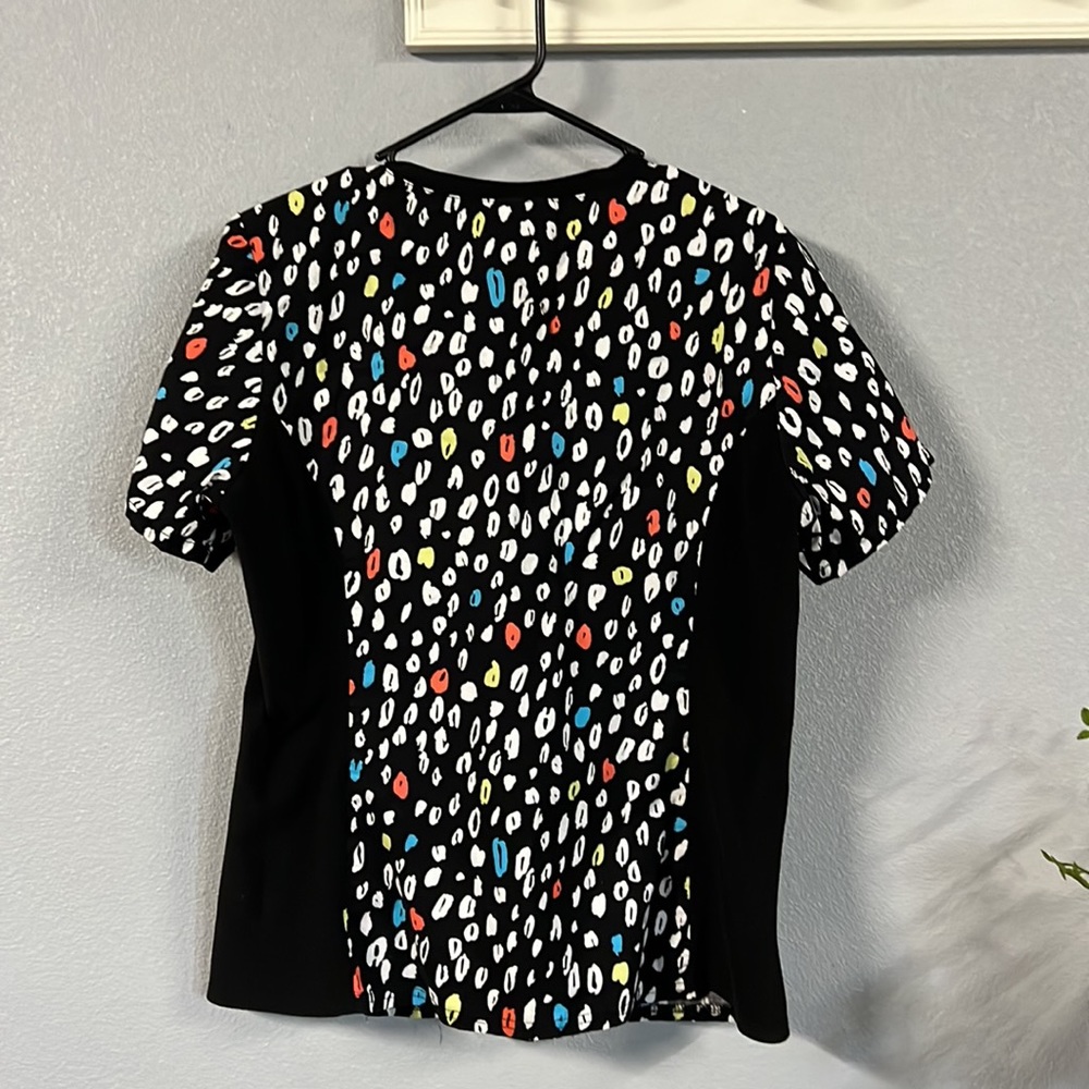 Scrub top - Picture 2 of 3